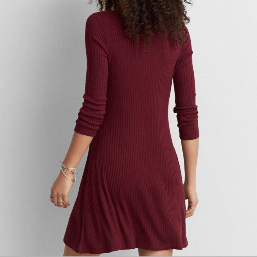 American Eagle Maroon long sleeve dress
